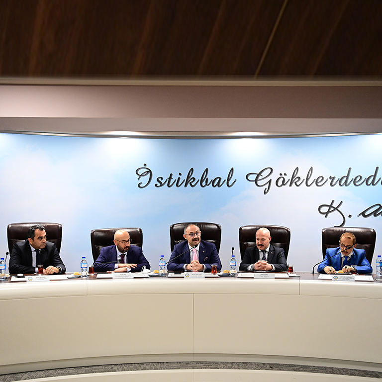 GÖREVLERİNDE ÜSTÜN BAŞARI GÖSTEREN HAVALİMANI GÜVENLİK GÖREVLİLERİ ÖDÜLLENDİRİLDİ